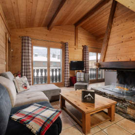 Chalet des Pistes- Solo Ski Accommodation