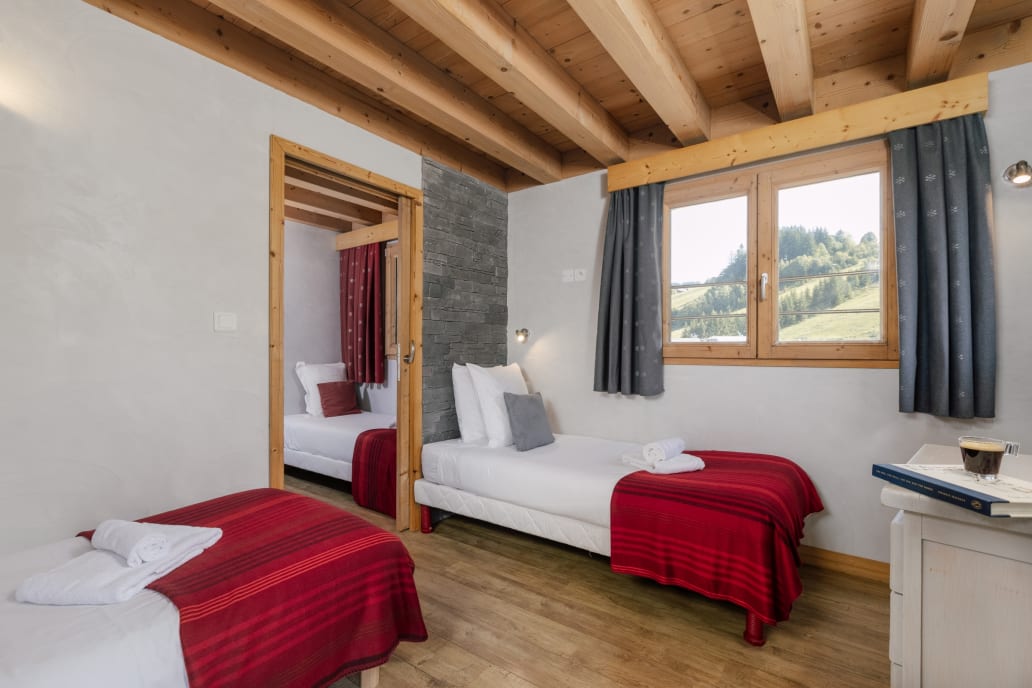 Triple Bedroom in Les Suites de l'Alpe