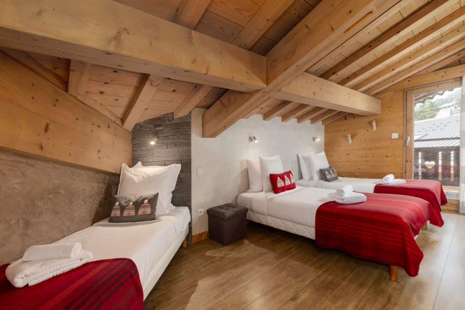 Triple Bedroom in Les Suites de l'Alpe