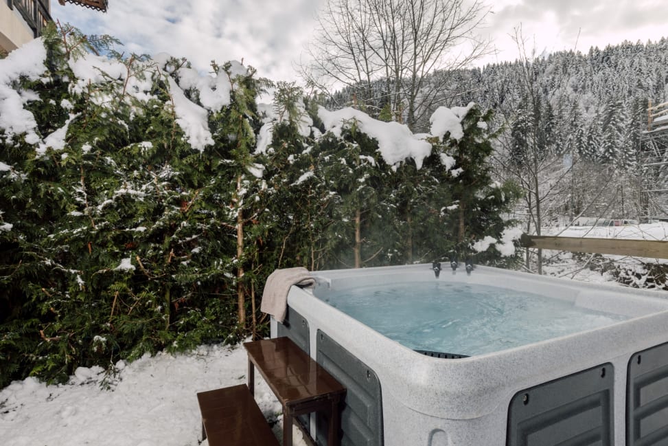 Fitness suite with hot tub in Les Suites de l'Alpe